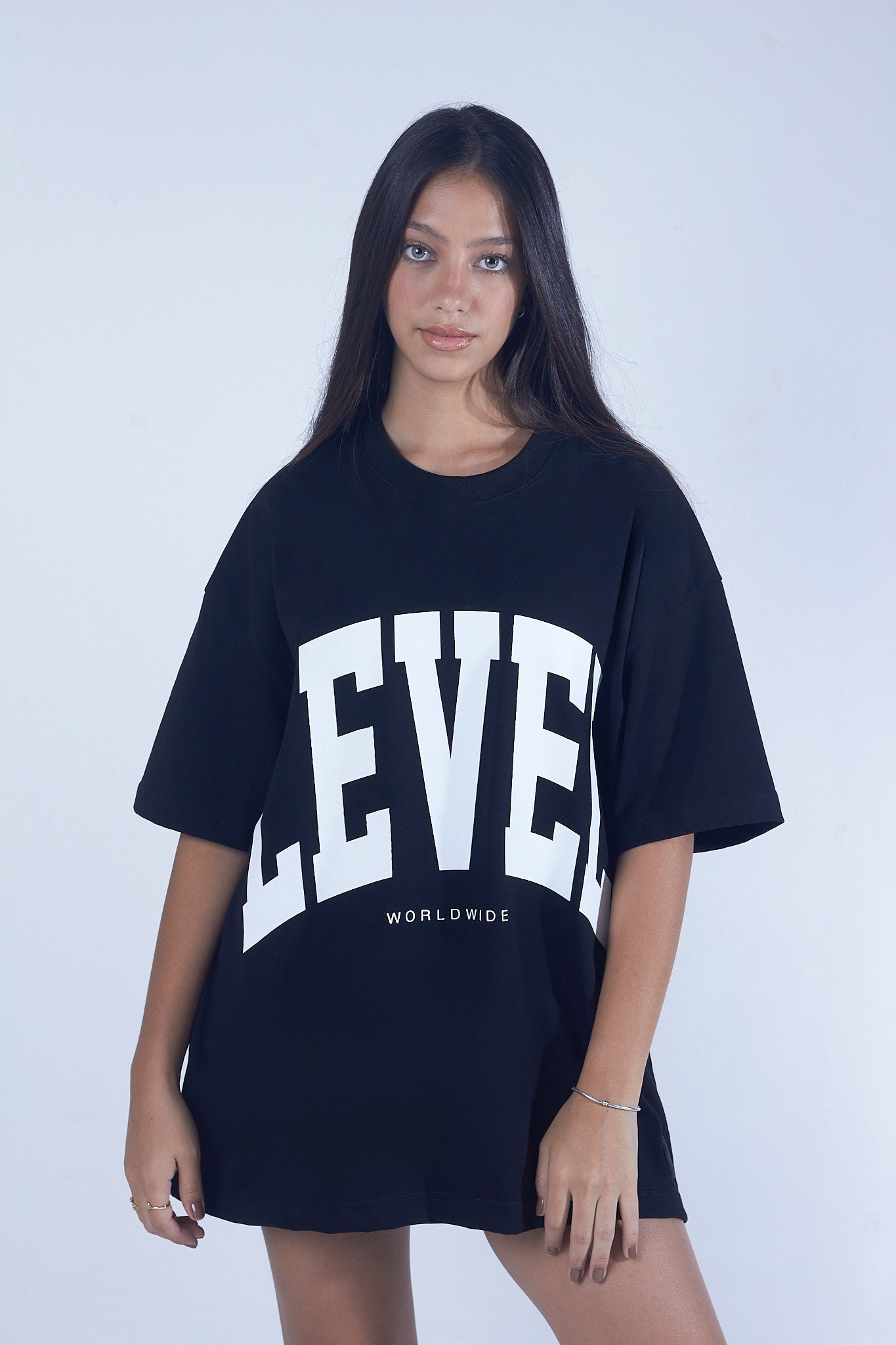 TEE Black Oversize LEVEL Big Logo